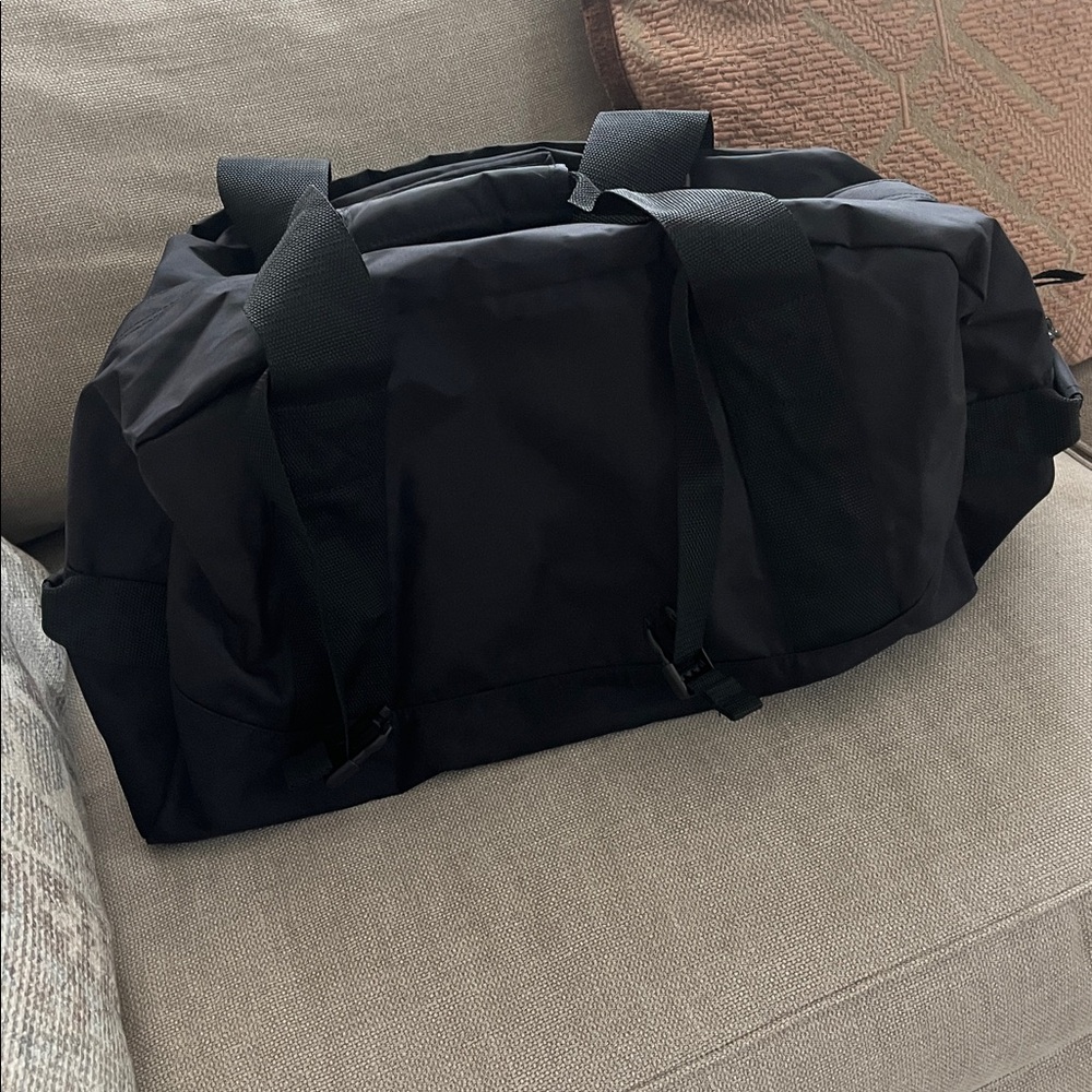 L.L.Bean adventure duffle bag M Unisex - Picture 5 of 7